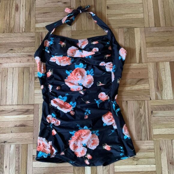 Molybell Boyleg Ruched Swimsuit with Tummy Control, Size Large NWOT - Picture 4 of 12